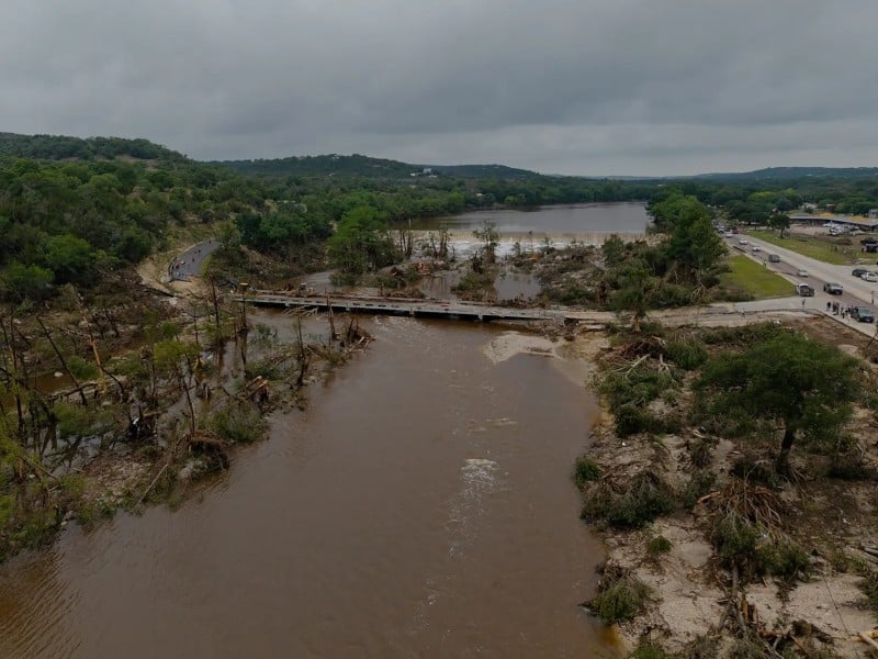 Vista aérea de los daños a lo largo del río Guadalupe cerca de Kerrville, Texas, el 5 de julio de 2025.