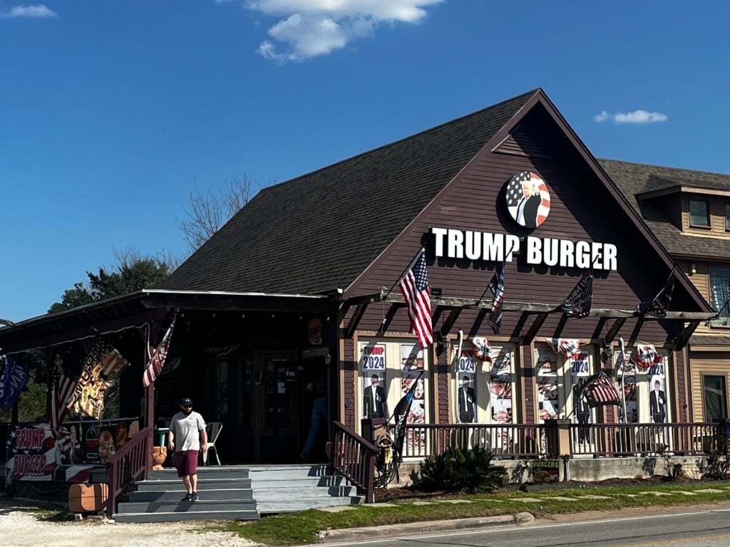 Vista del local 'Trump Burger' en Bellvile, Texas.