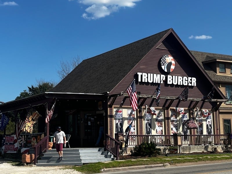 Vista del local 'Trump Burger' en Bellvile, Texas.