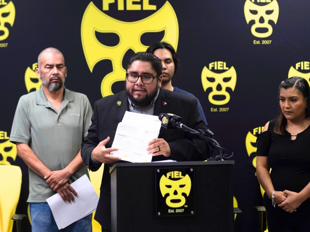 Abraham Espinosa, Director de Protección Comunitaria de la organización FIEL