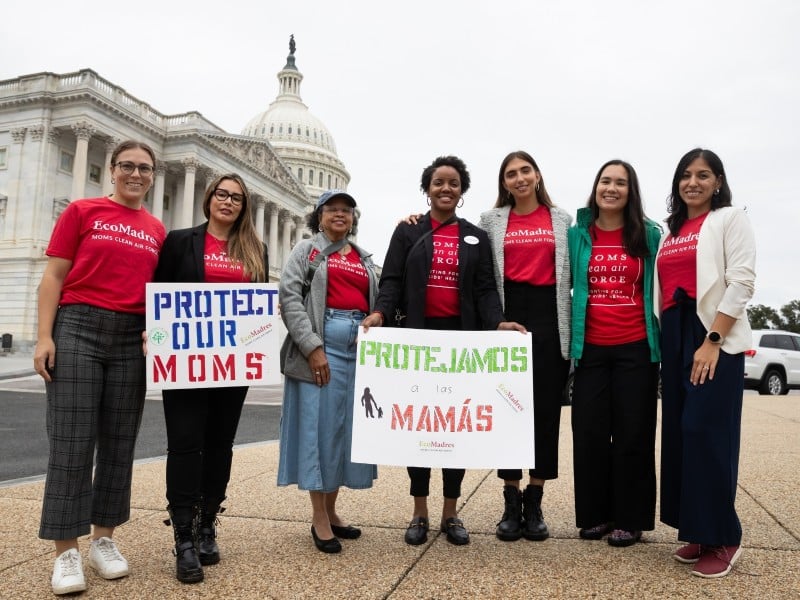Imagen de un grupo de mujeres latinas