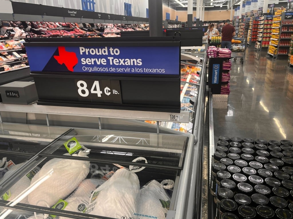 Precios de Walmart en Houston, Texas. 17 de noviembre de 2025.