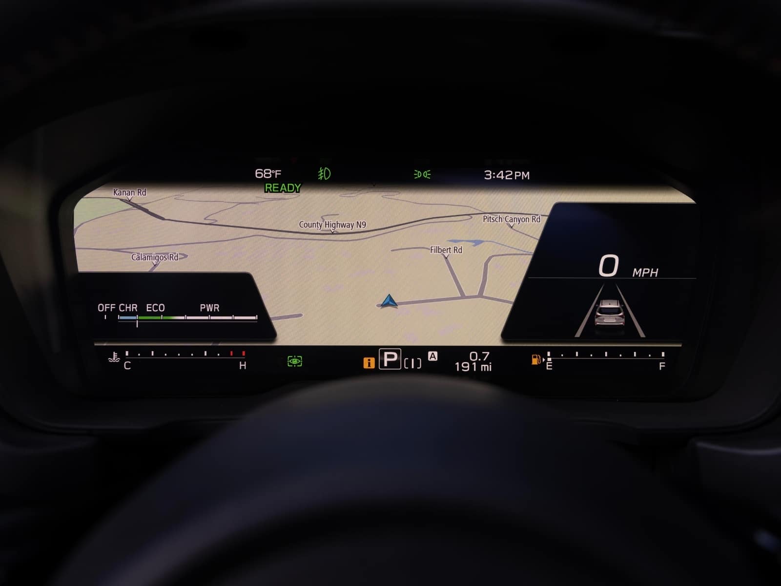 Vista frontal del tablero del Forester