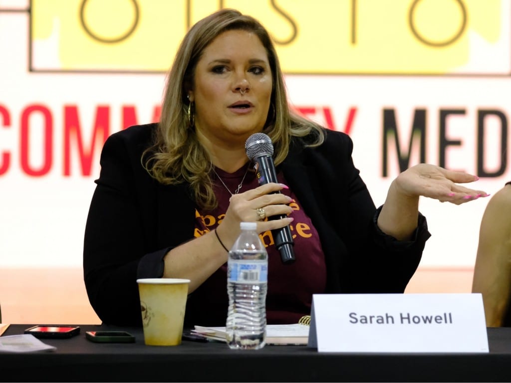 Sarah Howell, trabajadora social clínica y terapeuta