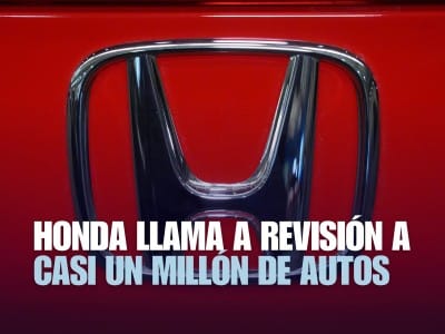 El logo de Honda en un vehículo de esa marca