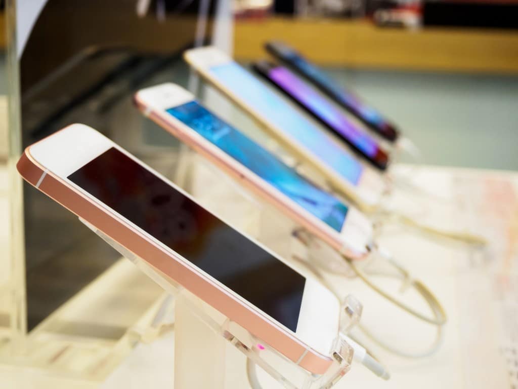 Imagen de un cúmulo de celulares