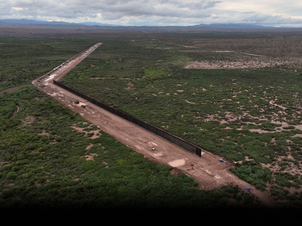 Parte del muro fronterizo en Big Bend