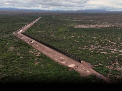 Parte del muro fronterizo en Big Bend